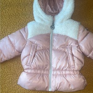Michael Kors / toddler Pink and White Hooded Puffer Jacket
